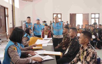 Kapolres Tubaba Tinjau Langsung Seleksi Administrasi Awal Penerimaan Peserta Calon Anggota Polri