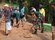 Penimbunan dan Perapian Jalan Lingkar TMMD ke 123 Kodim 0412/LU di Desa Subik