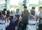 Wakapolres Tubaba Hadiri Pelepasan Pemberangkatan Jamaah Haji Tahun 2025