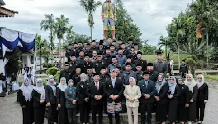 Lantik Sekdakab di TMP, Ini Ucapan Ketua DPRD Lamsel