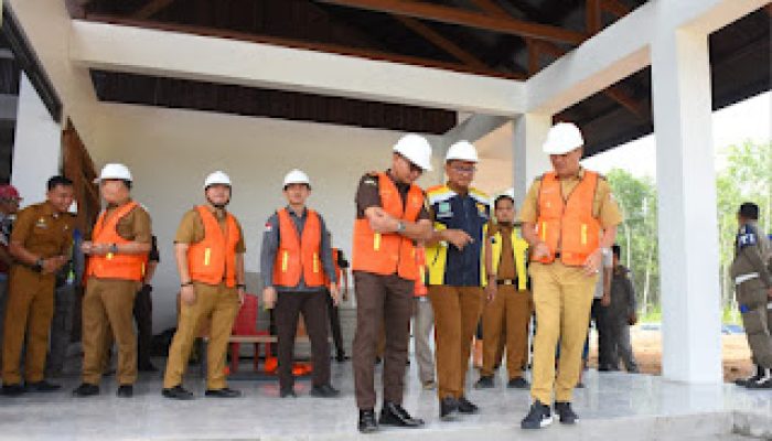 Bupati Tubaba Monitoring Gedung Kantor Bersama di Uluan Nughik