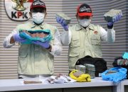 KPK Tangkap Tangan Tersangka Dugaan Suap Ijon Proyek di Pemkab Rejang Lebong